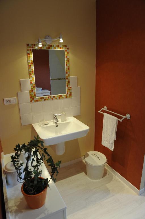 Grand Gite 15 Personnes, 9 Chambres, 100Km De Paris En Exclusivite Septmonts Rom bilde